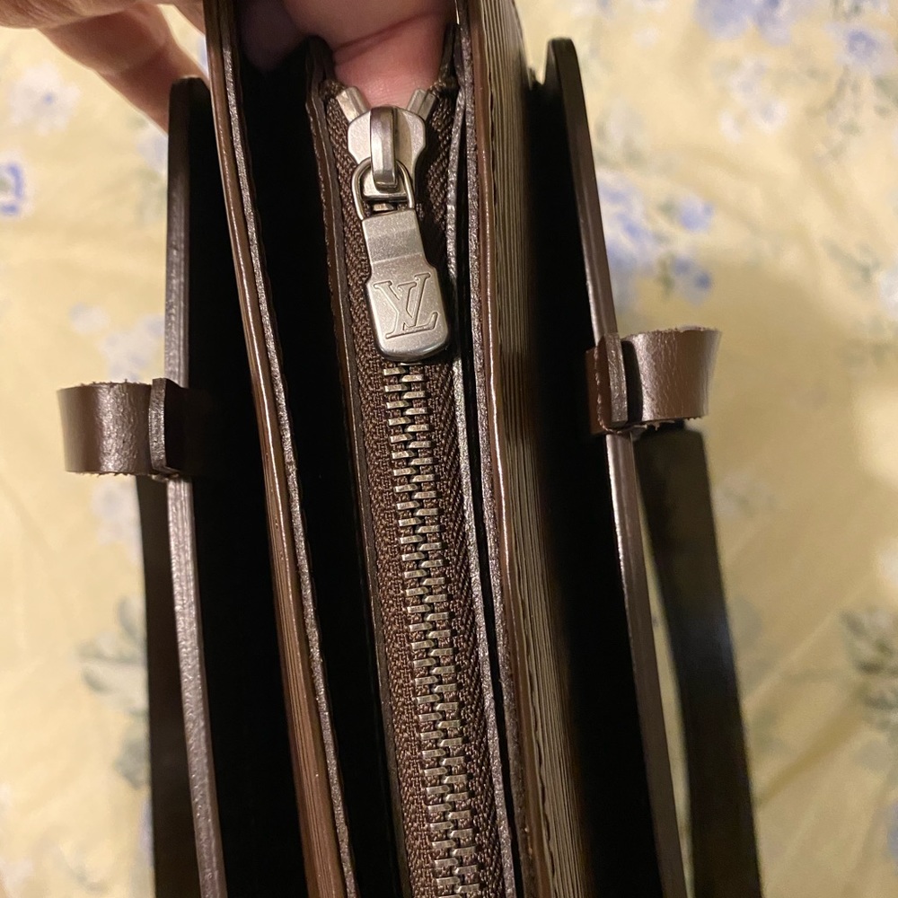❌SOLD❌💯%AUTHENTIC Vintage Louis Vuitton Eppi Bag - Picture 4 of 12